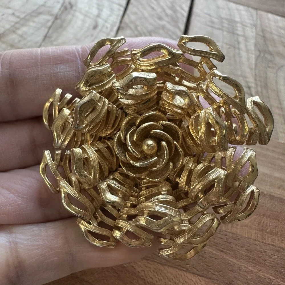 Vintage 1940s-50s Corocraft Flower Brooch Pin 2 Inch Openwork Gold Plated Signed